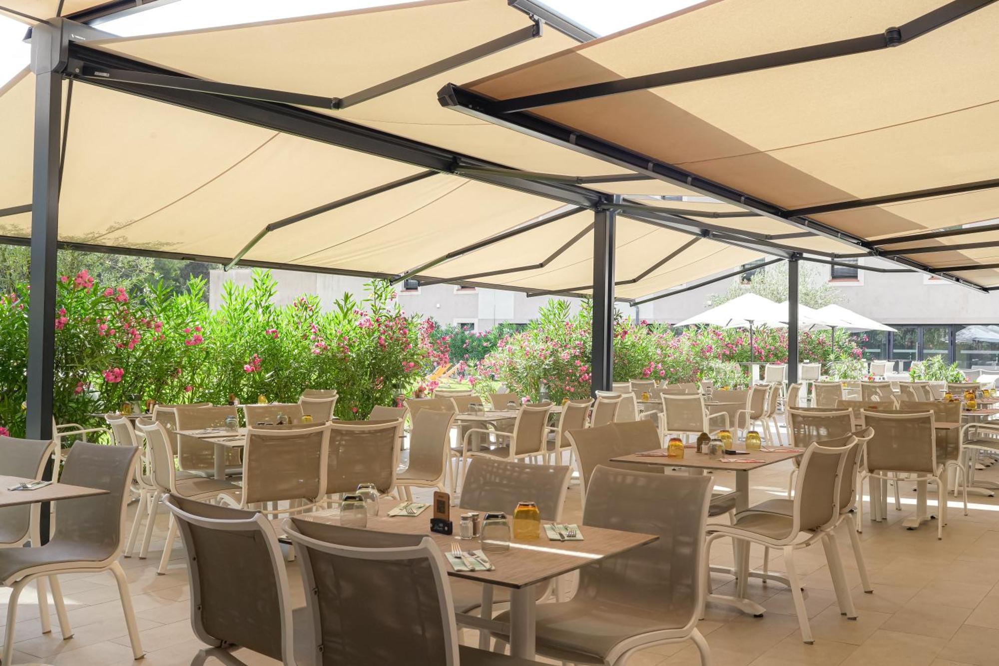 Grand Prix Hotel & Restaurant Le Castellet  Kültér fotó